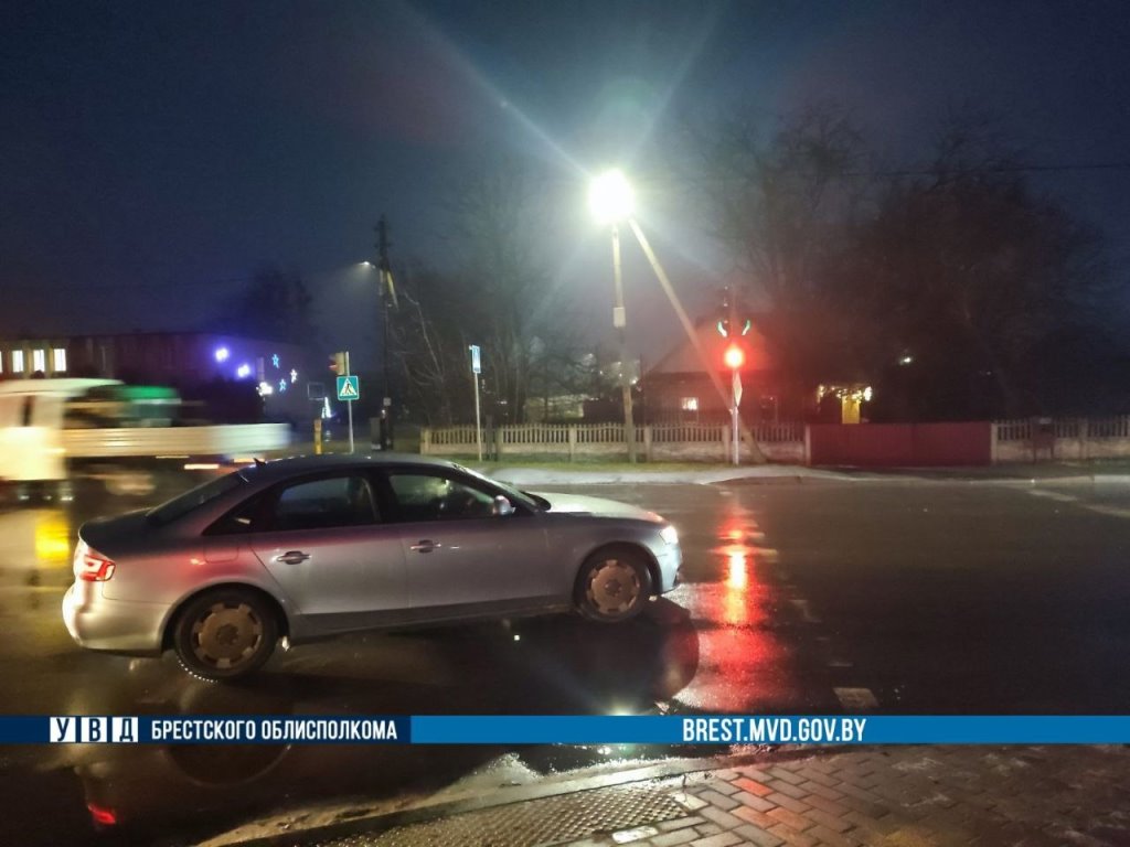 В Брестском районе 70-летний водитель Nissan сбил пешехода