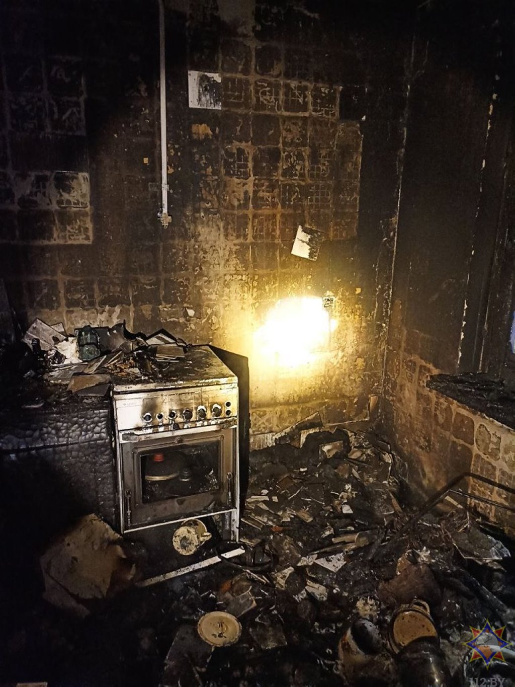 Горела квартира на улице Молодогвардейской. Подробности, видео и фото ночного пожара в Бресте