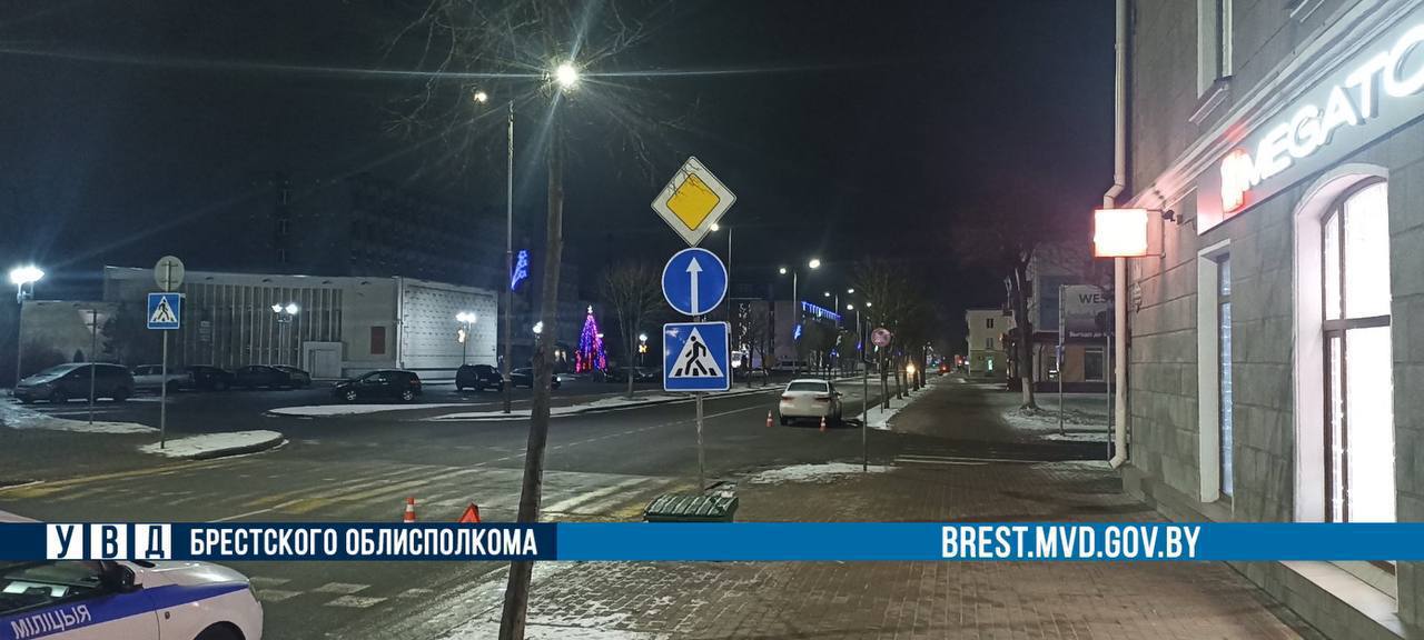 В Барановичах пьяный водитель сбил женщину на пешеходном переходе