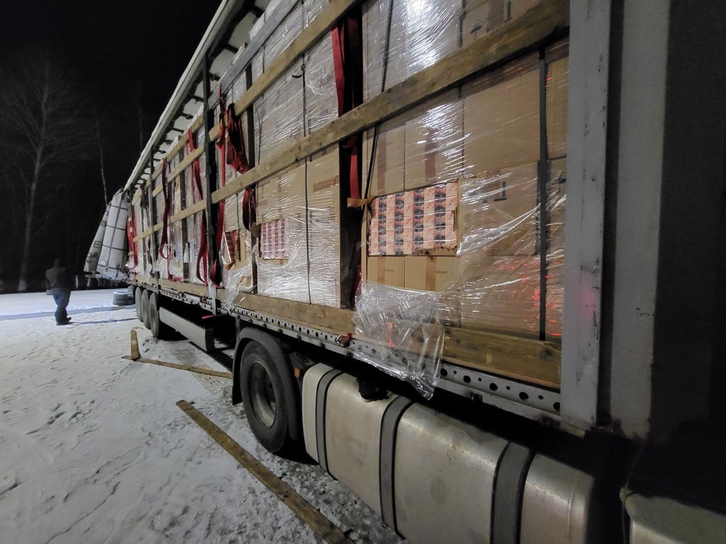 В Литве задержали две фуры с белорусскими сигаретами на сумму 5,6 млн евро