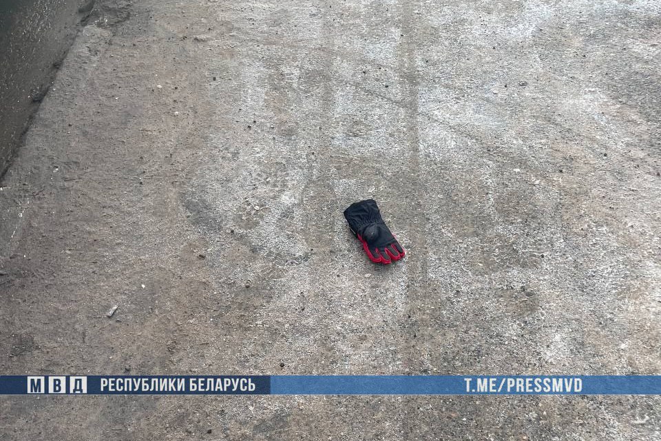 Школьник погиб под колесами Mercedes