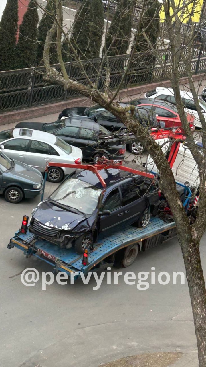 В Бресте 16-летний пьяный водитель пытался скрыться от ГАИ и повредил 14 автомобилей