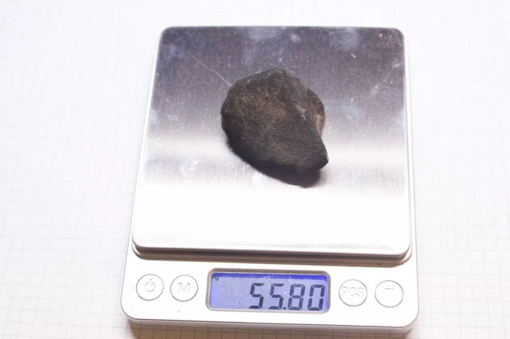 В Беларуси нашли осколки метеорита, упавшего в декабре