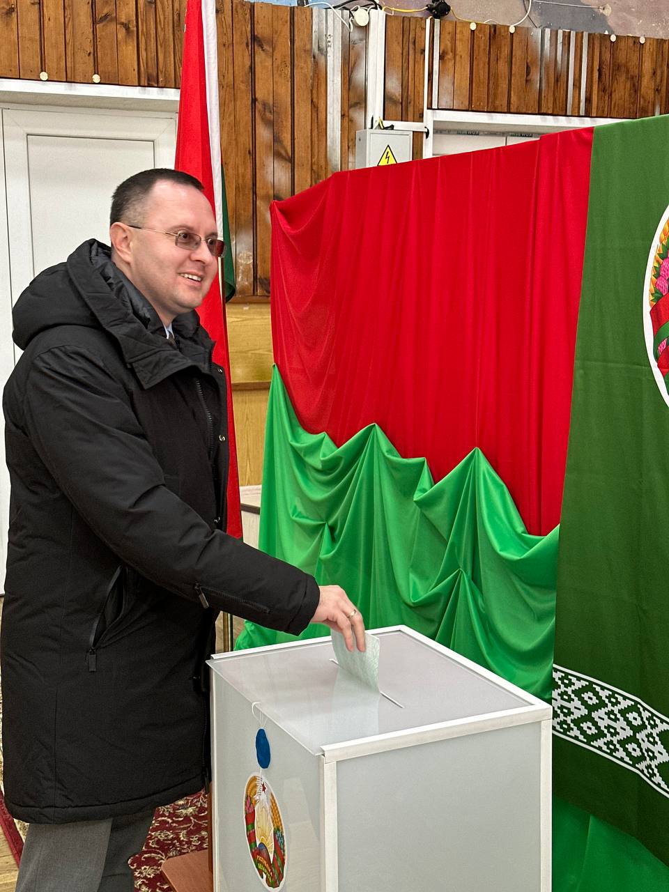 Глава Бреста принял участие в досрочном голосовании