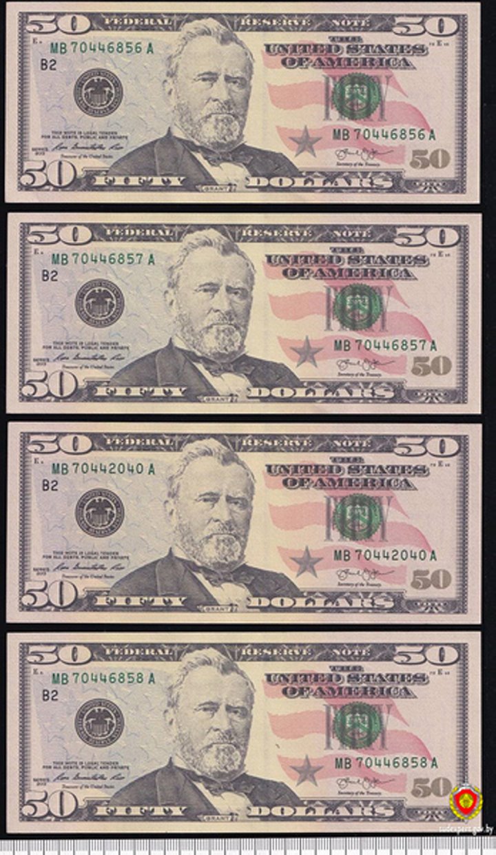 Работа в Польше обернулась обманом: брестчанину заплатили фальшивыми долларами