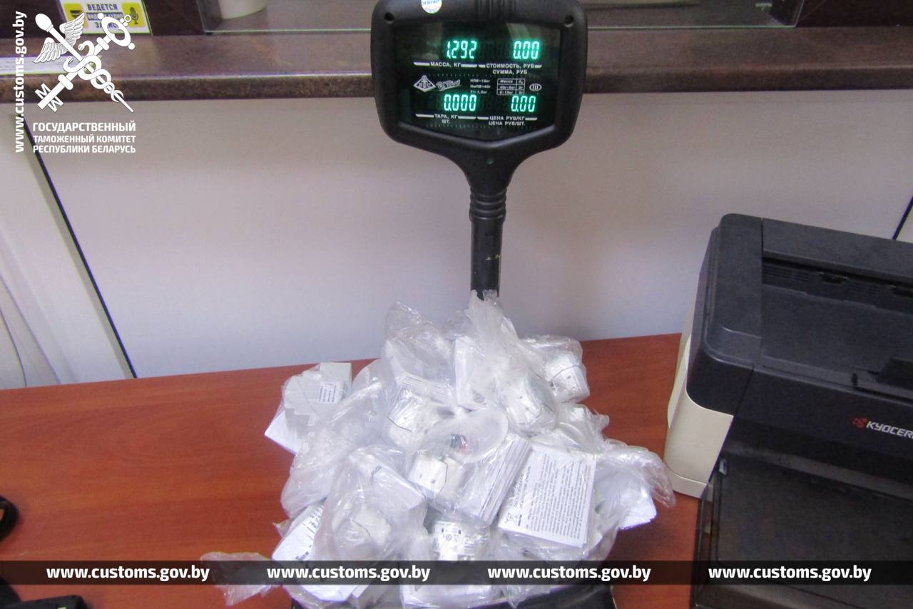 Что с этой дубленкой не так? Случай на границе