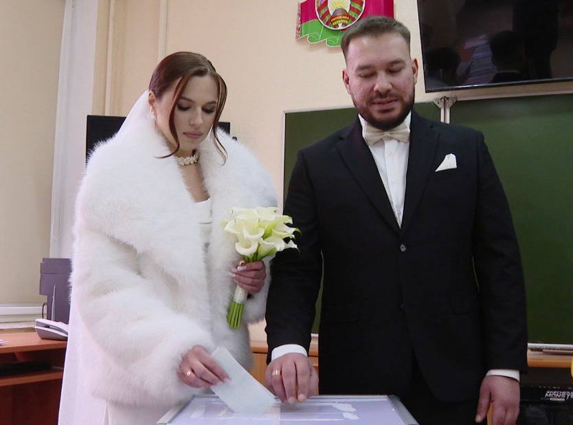 Выборы-2025. Брестчане Владимир и Татьяна в день рождения своей семьи проявили гражданскую позицию