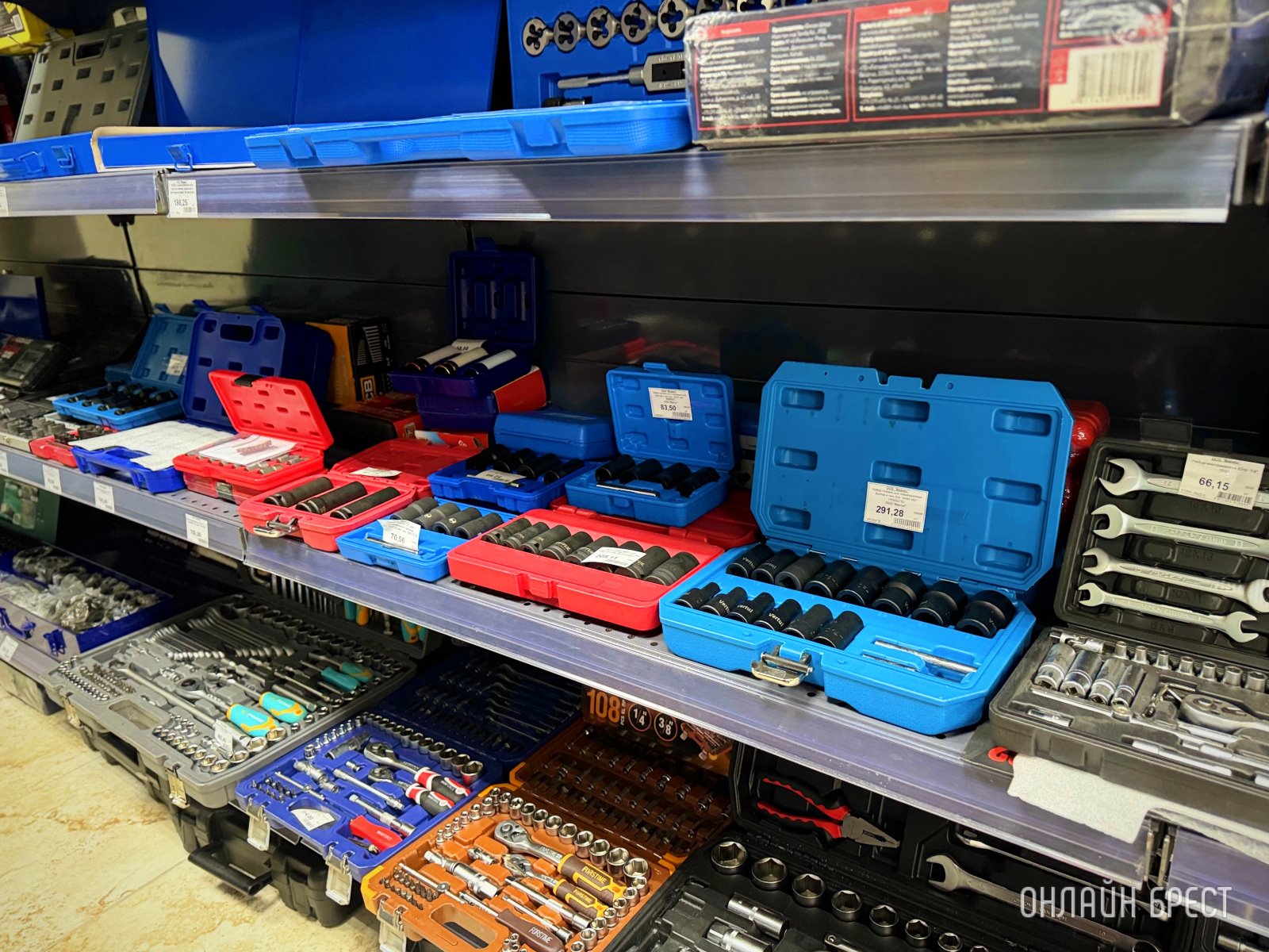 Шиномонтаж, СТО и огромный Автомагазин теперь в д. Федьковичи!