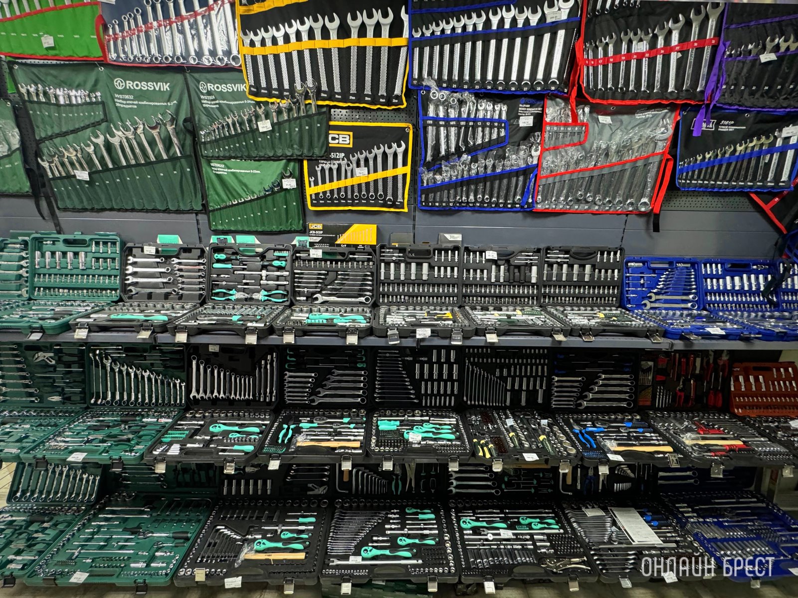 Шиномонтаж, СТО и огромный Автомагазин теперь в д. Федьковичи!