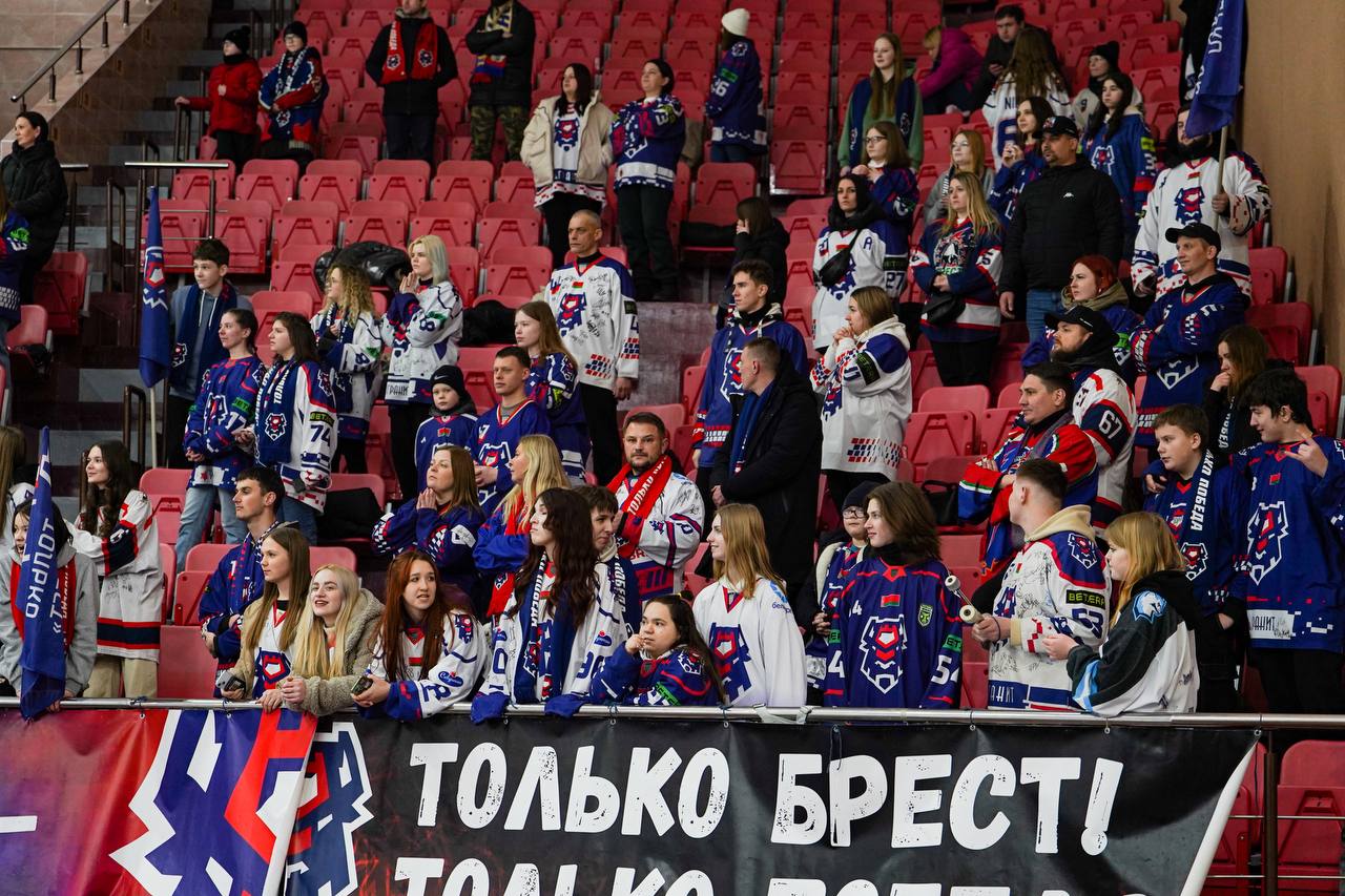 Хоккеисты «Бреста» вышли в раунд плей-ин экстралиги