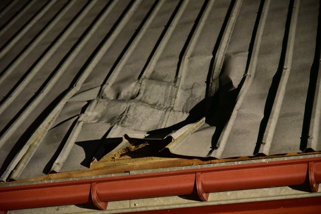 Белорусские контрабандные сигареты проломили чердак поляку