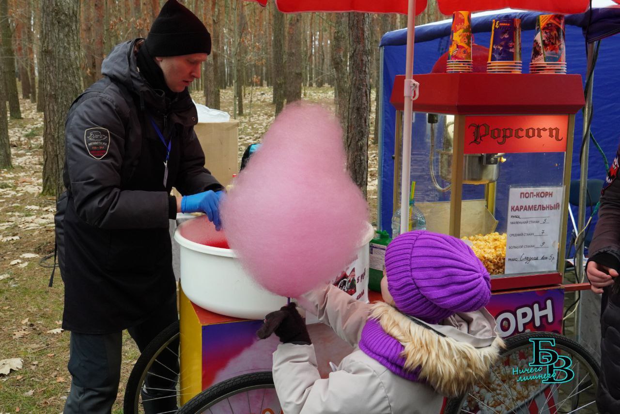 Фаер-шоу и сожжение чучела: как в Бресте прошла Масленица