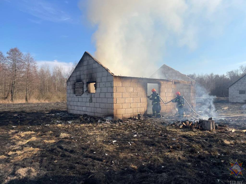 Трагедия в Кобринском районе: пожар унес жизнь мужчины