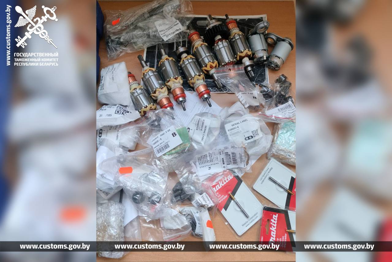 Брестские таможенники нашли тайник в автомобиле Volkswagen. Что там было?