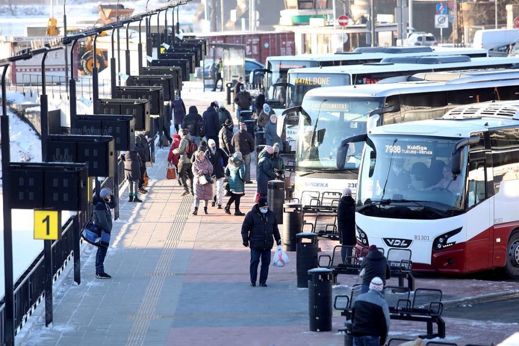 Латвия запретит пассажирские перевозки в Беларусь? Подробности