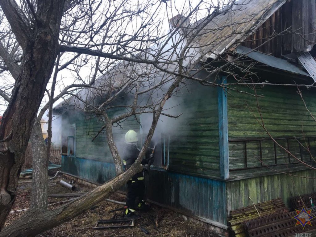 Неосторожное курение привело к смертельному пожару в Березе