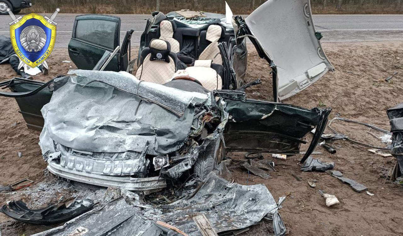 Страшная авария под Слонимом: при столкновении Audi и Volkswagen погибли 4 человека