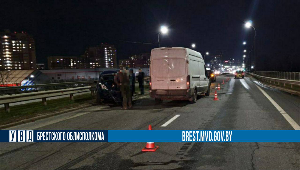 В Бресте произошло ДТП с участием пяти автомобилей