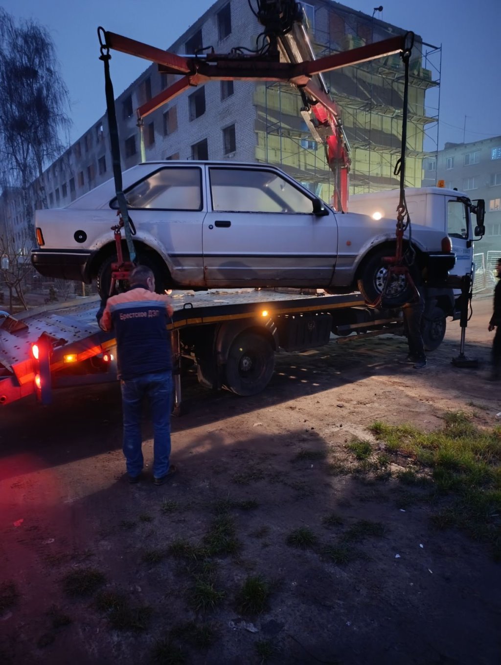 216 «автохламов» выявили в Ленинском районе Бреста за год. Что с ними сделали?