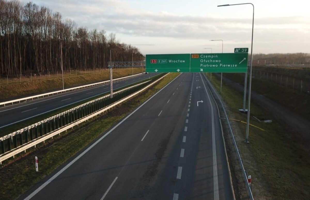 В Польше внесли поправки в ПДД. Что стоит знать белорусам, которые ездят по этой стране?