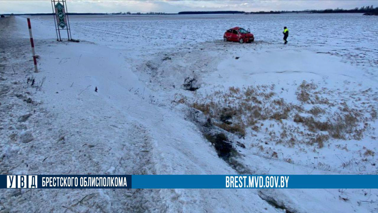 В Дрогичинском районе женщина не справилась с управлением автомобиля