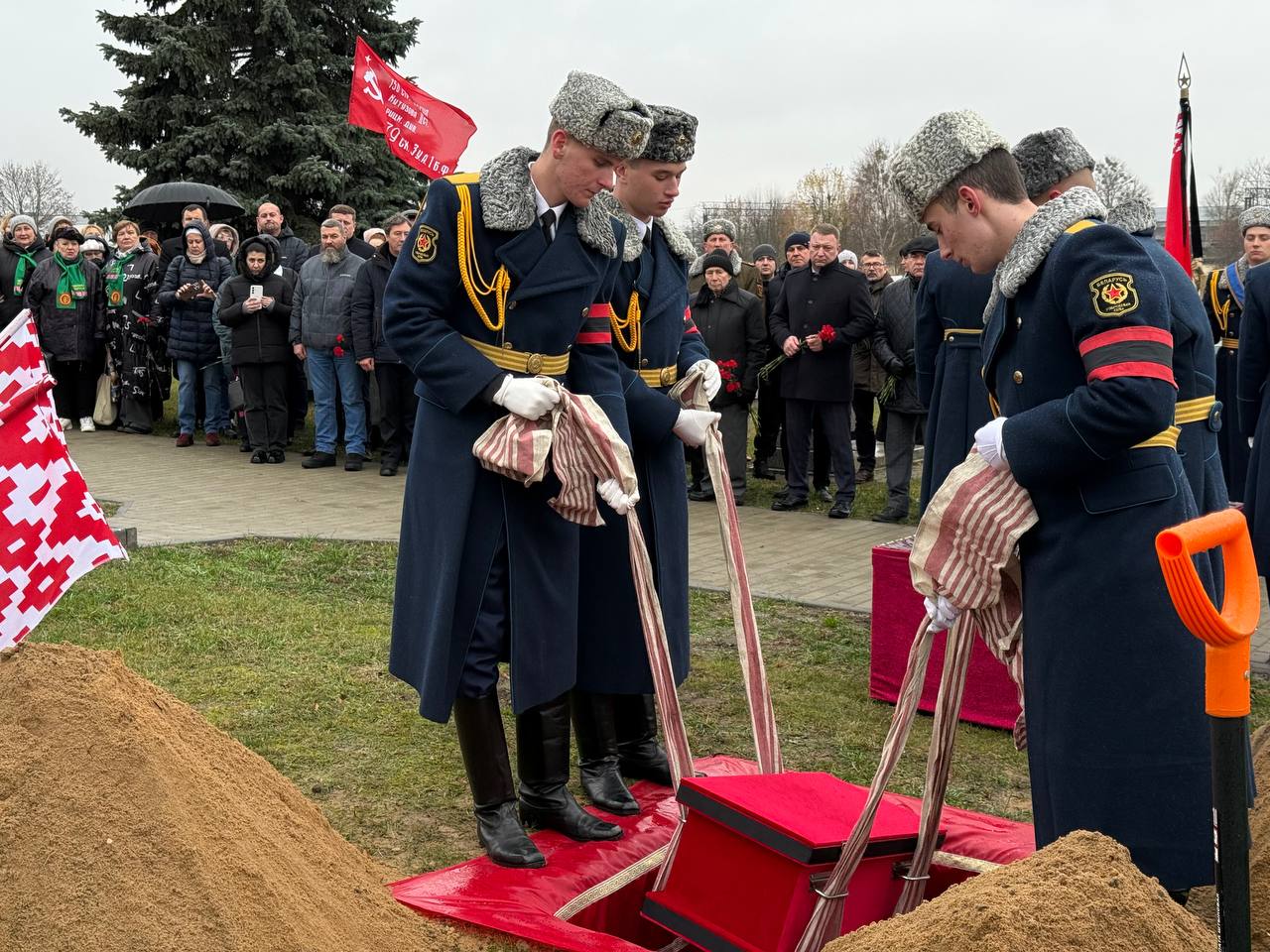 В Бресте перезахоронили останки красноармейца Петра Панасюка, погибшего в сражениях на Курской дуге