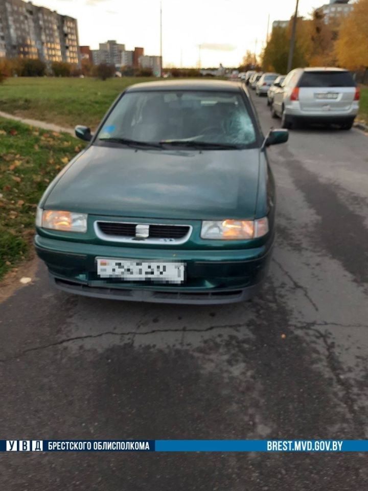 В Бресте 13-летняя школьница попала под машину