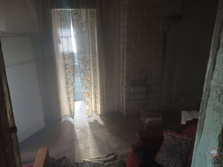 В Ивацевичском районе работники МЧС спасли на пожаре мужчину