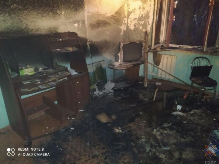 Во время пожара в квартире хозяин стоял на балконе и не хотел спускаться. Случай в Брестской области