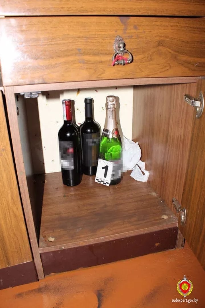 Женщина ненадолго вышла из дома, а когда вернулась, обнаружила пропажу спиртного. Случай в Брестской области