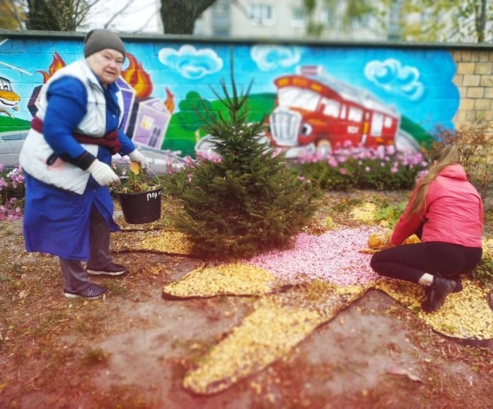 В рамках районного конкурса благоустройства в ГУО «Ясли-сад № 10 г. Бреста» прошел субботник