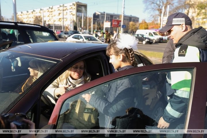 В Бресте образцовые водители получили от ГАИ подарки накануне Дня автомобилиста