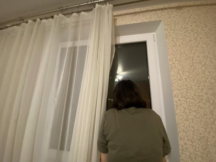 «За полтора года вышла из квартиры 4 раза». Белоруска рассказывает, сколько стоит сидеть дома