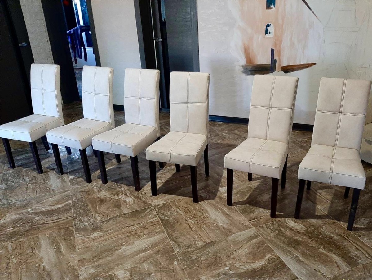 Они творят чудеса! Мастерская по перетяжке и ремонту мебели вдохнет новую жизнь в ваш диван … и не только