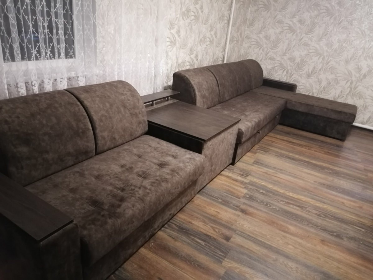 Они творят чудеса! Мастерская по перетяжке и ремонту мебели вдохнет новую жизнь в ваш диван … и не только