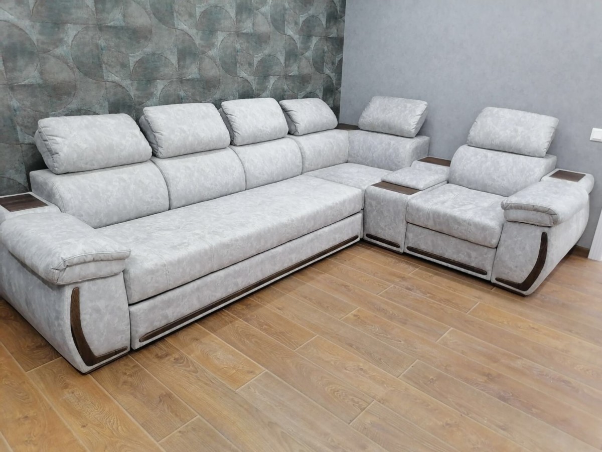 Они творят чудеса! Мастерская по перетяжке и ремонту мебели вдохнет новую жизнь в ваш диван … и не только