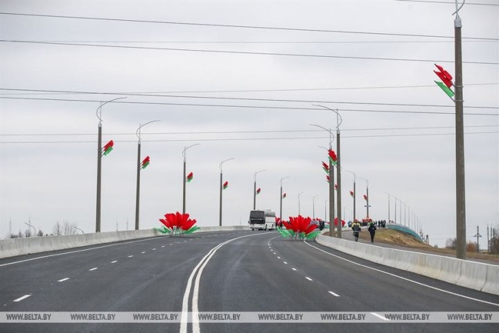 В Кобрине открыли движение по обновленному мосту через Мухавец