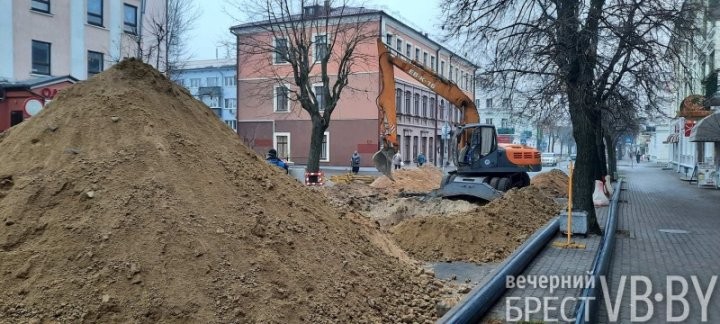 В Бресте частично перекрыли Пушкинскую