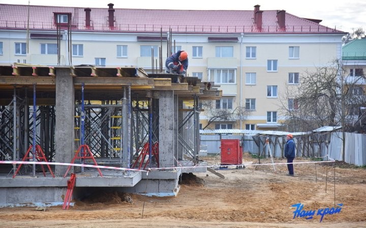 Первопроходец монолитного домостроения: в центре Барановичей возводят уникальную девятиэтажку