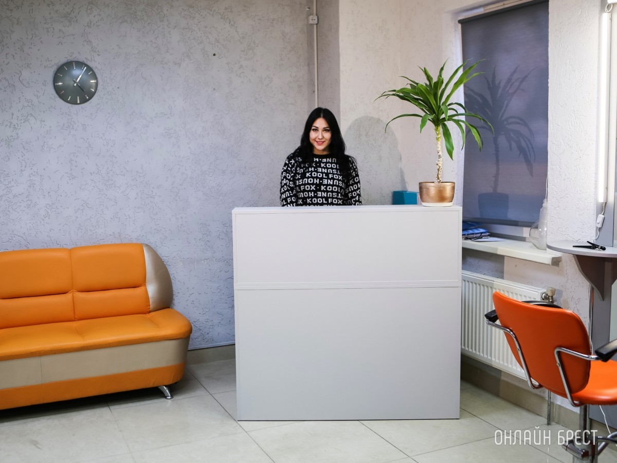 Не салон и не студия, а новая парикмахерская «CARAMEL» открылась на Востоке в Бресте