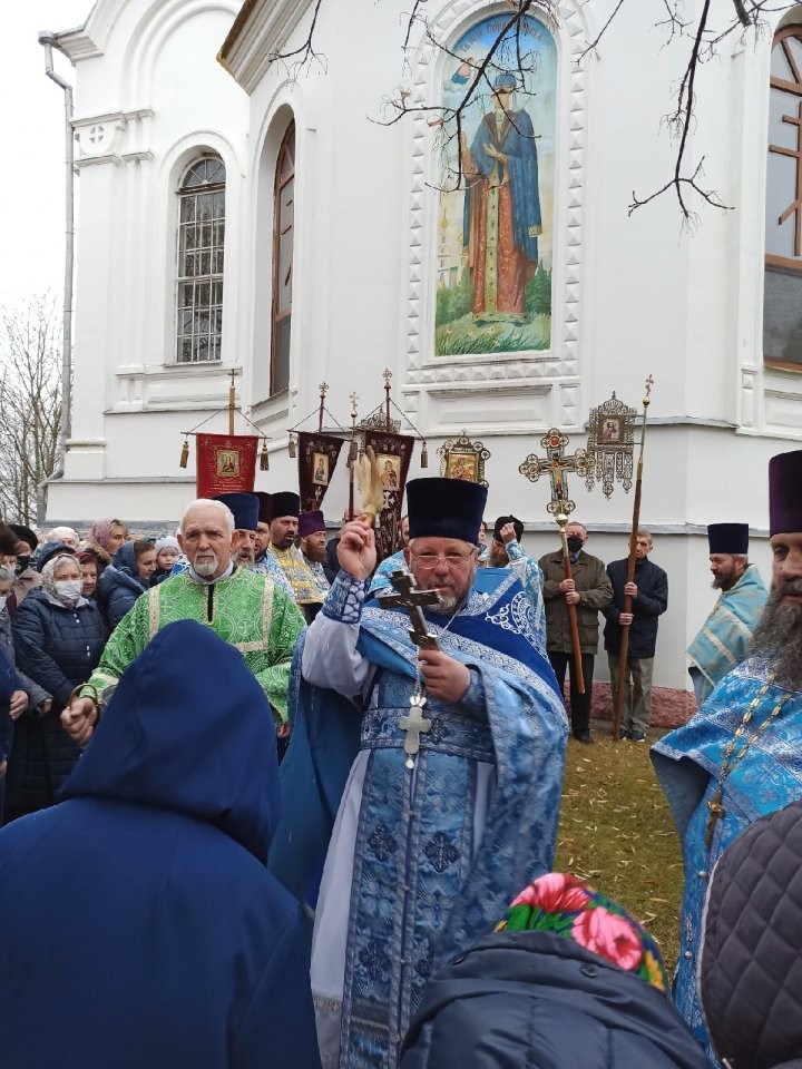В Каменце состоялся крестный ход в день памяти иконы Божией Матери