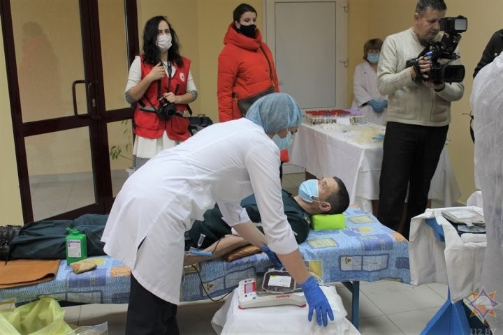 Спасатели Брестчины приняли участие в акции по сдаче крови