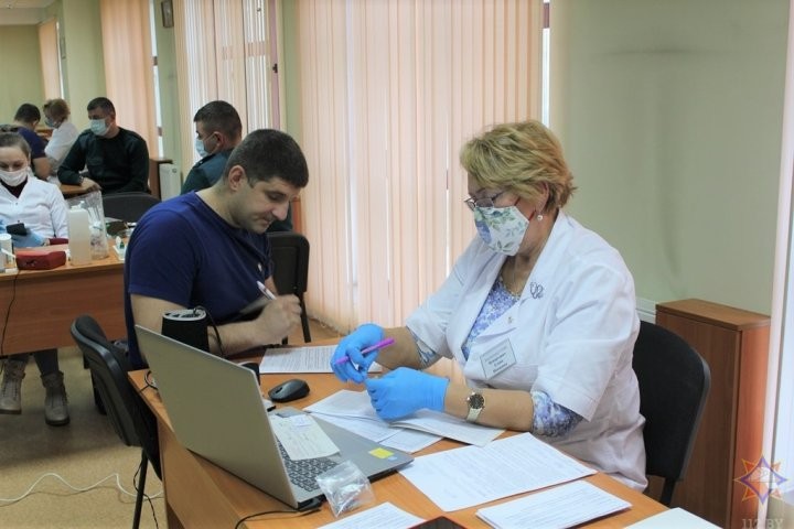 Спасатели Брестчины приняли участие в акции по сдаче крови