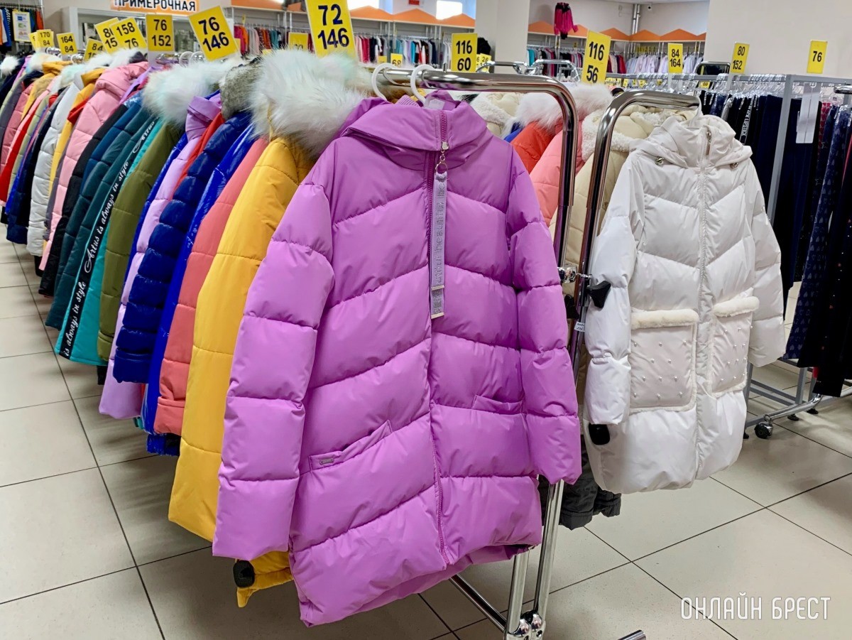 Осенне-зимние куртки для девочек и мальчиков в Детском мире на Советской в Бресте