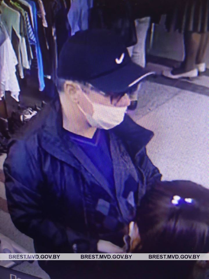 В Бресте ищут покупателя из магазина по ул.Мицкевича