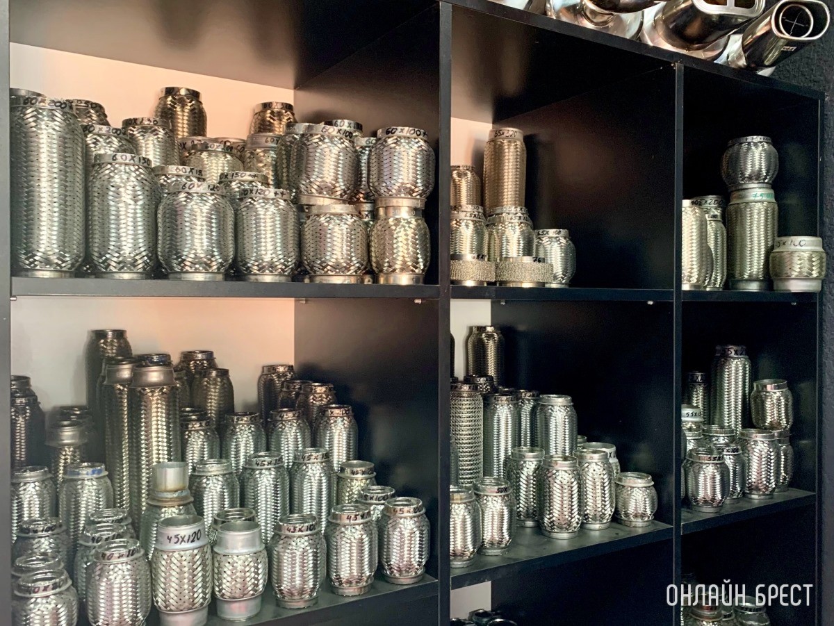 «АВ Сервис» – продажа, замена и ремонт выхлопных систем.