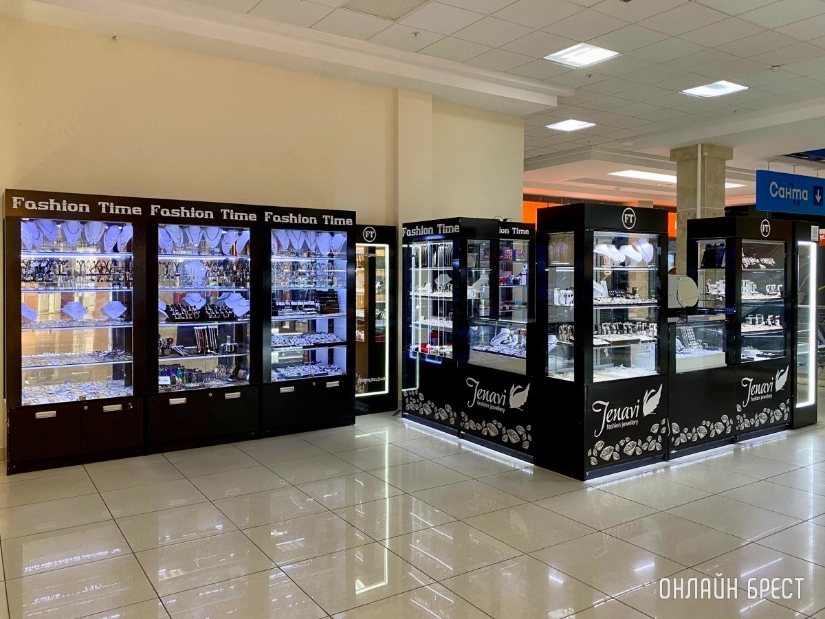 Здесь то, что вы искали: более 3000 ремешков для наручных часов в магазине «Fashion Time» на Советской в Бресте