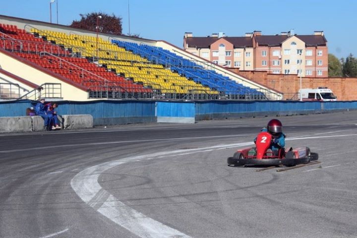 Картингисты из Кобрина завоевали пять медалей Кубка Брестской области по фигурному вождению карта в Пинске