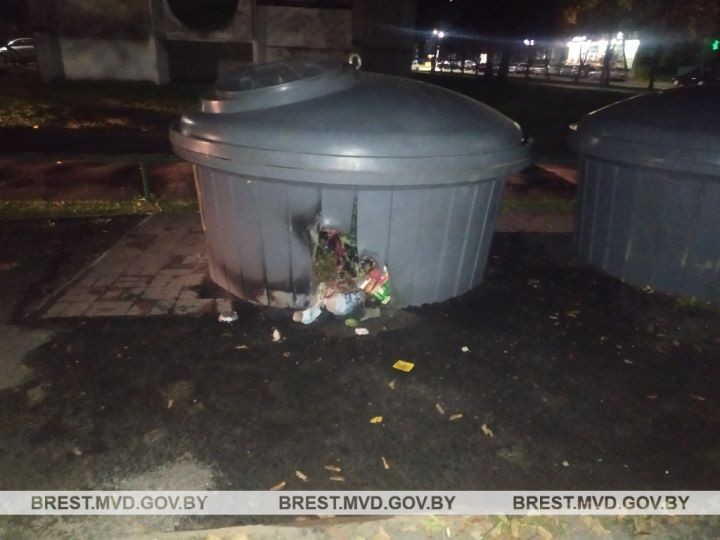 В Пинске задержаны поджигатели подземных мусорных контейнеров