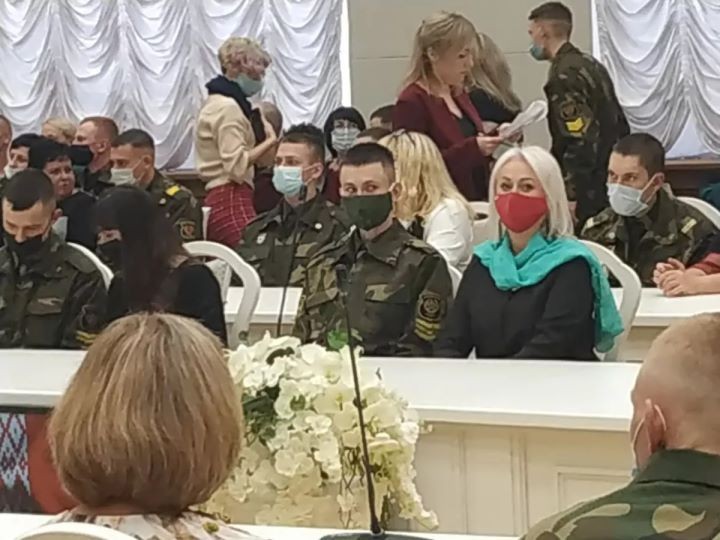 Житель Бреста награжден Министром обороны за лучшие результаты в боевой подготовке